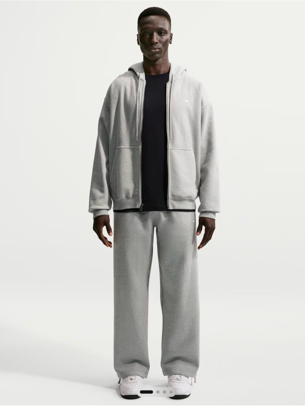 Nike Light Gray Men's Loose Fit Straight Leg Stacked Length Pants- Size M NWT